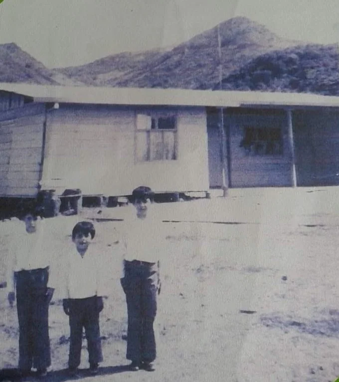 Fotografía antigua de la escuela